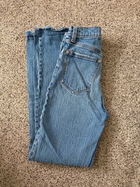 Abercrombie & Fitch “The 90’s Straight Ultra High Rise” Jean